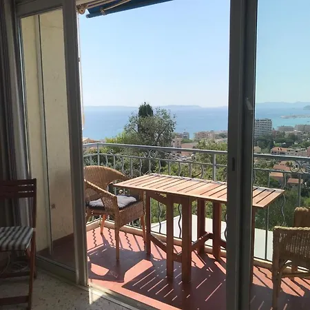 Apartment Grand F2 Vue Mer Le Lavandou